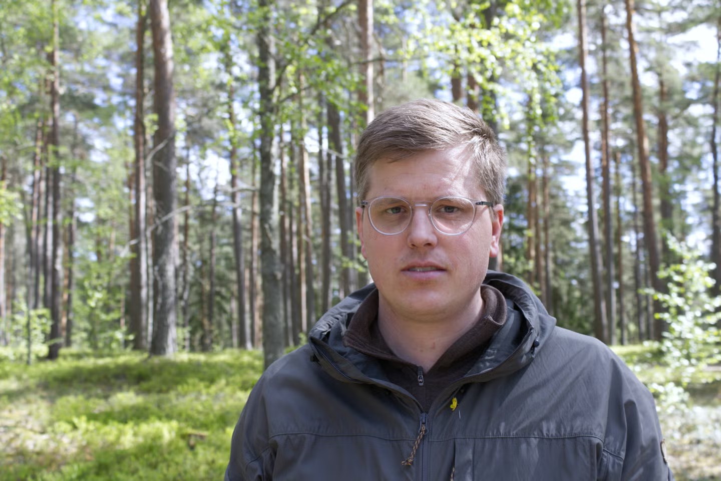 Erik Almséus i skogen